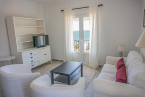 Amplio alojamiento con magnificas vista a 6 metros de la playa